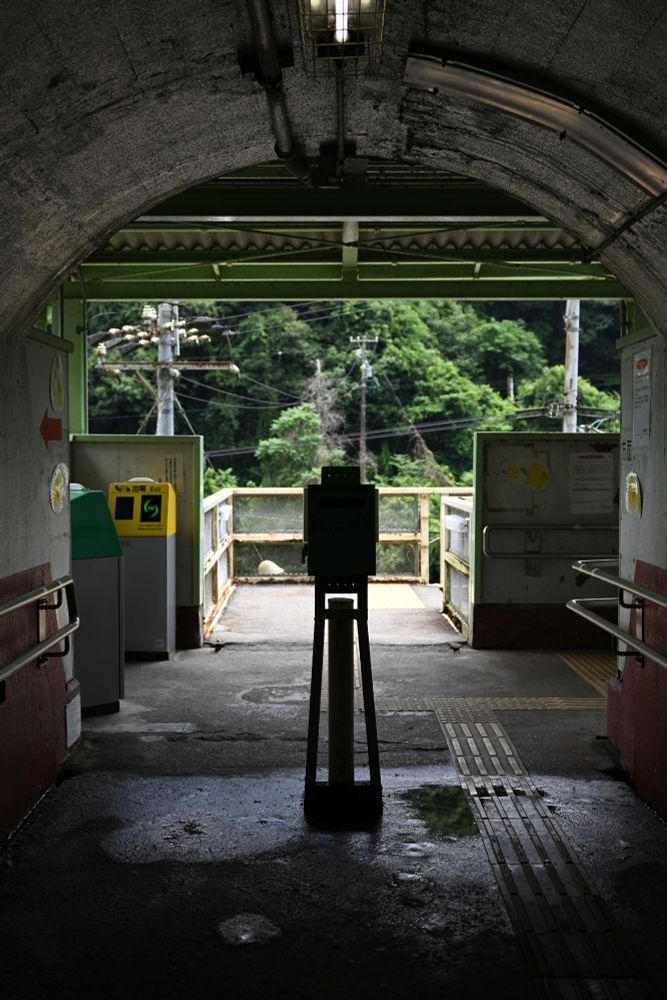 中央本線 定光寺駅 改札付近の風景