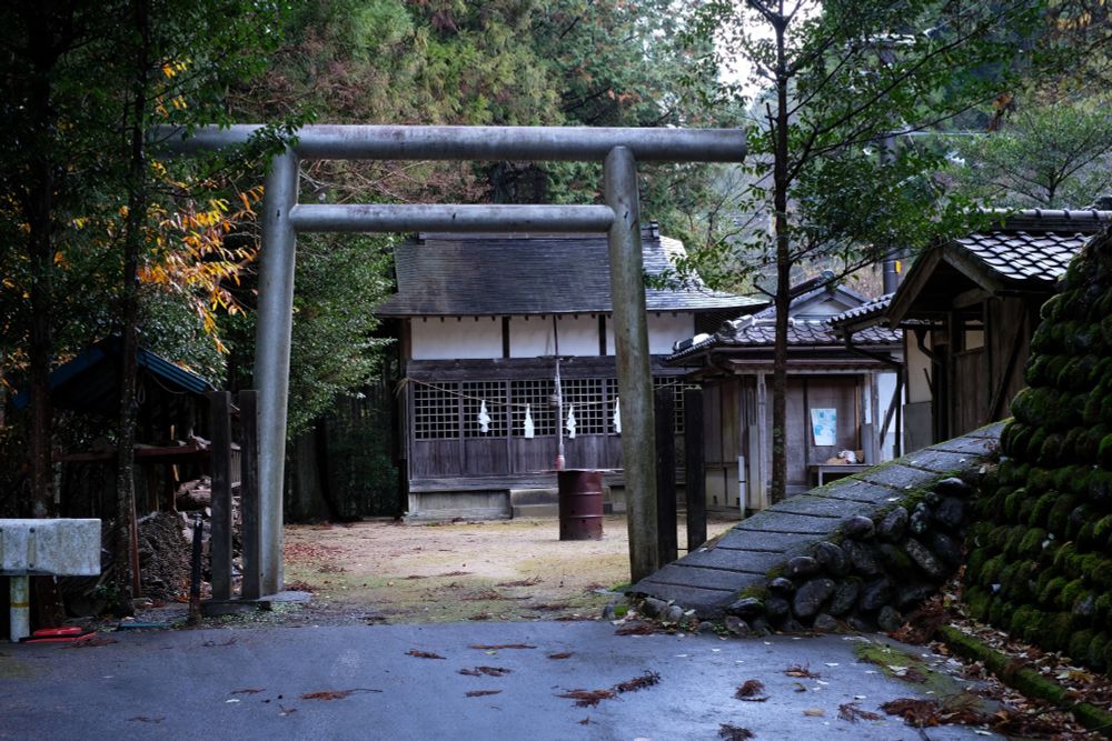 鶯巣神社