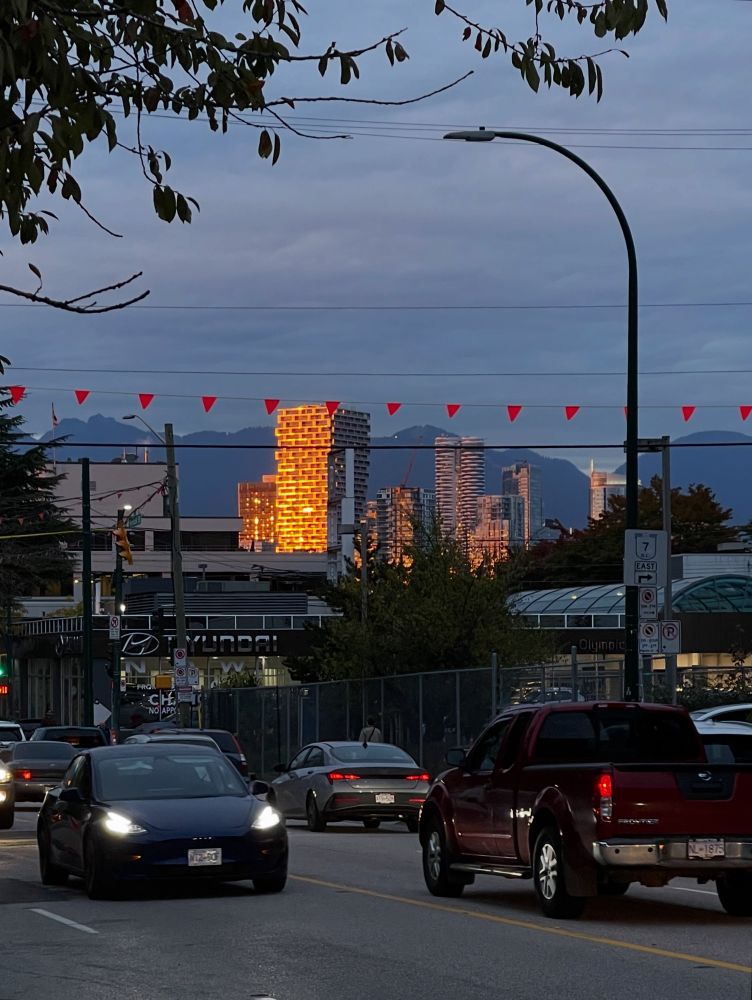 highrise, golden hour