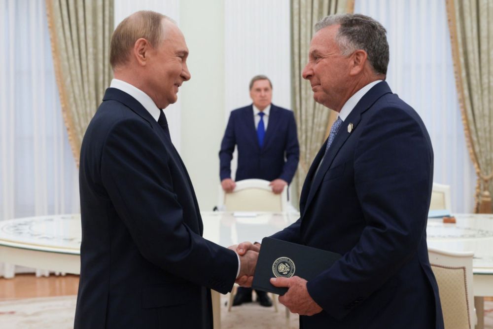 Russia would have both economic and military control of the occupied parts of Ukraine under the proposal