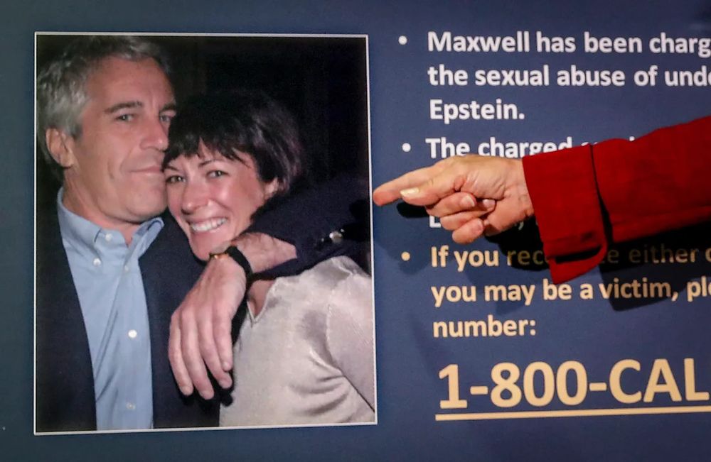 Jeffrey Epstein 's former girlfriend, Ghislaine Maxwell, wants to keep grand jury records secret in the sex trafficking case that sent her to prison, her lawyers said Tuesday as prosecutors continued ...
