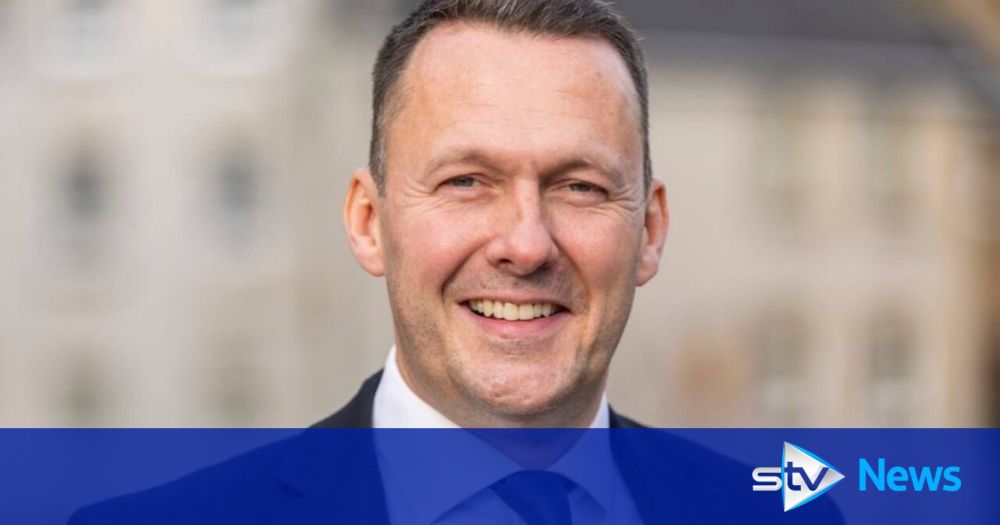 Former investigative reporter becomes Scottish Tory leader