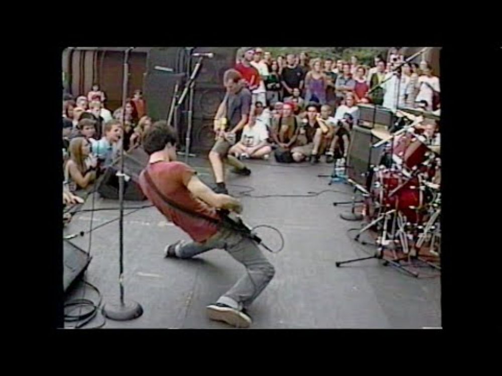 Fugazi performs 'Brendan #1' - Washington DC - Aug 7, 1993