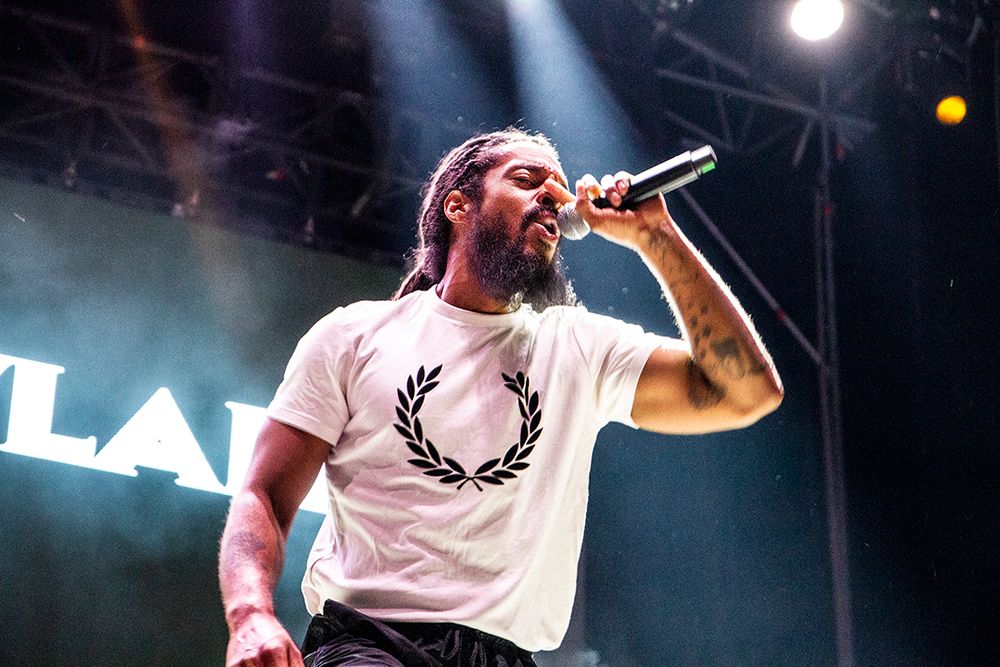 Picture: Bob Vylan by Mabe Navarrete / Neave Visual Art

Canela Party '25, del 20-23 agosto vivimos con intensidad uno de los mejores eventos musicales de la Costa del Sol

https://www.lafactoriadelritmo.com/canela-party-2025/20-a-23-de-agosto-2025-en-malaga

#Press #Canelaparty #Rock #Punk #Alternative #Music #Fest #Reports #Reviews #Pictures #Lives #Gigs #LaFactoríadelRitmo #PunkRockHistory