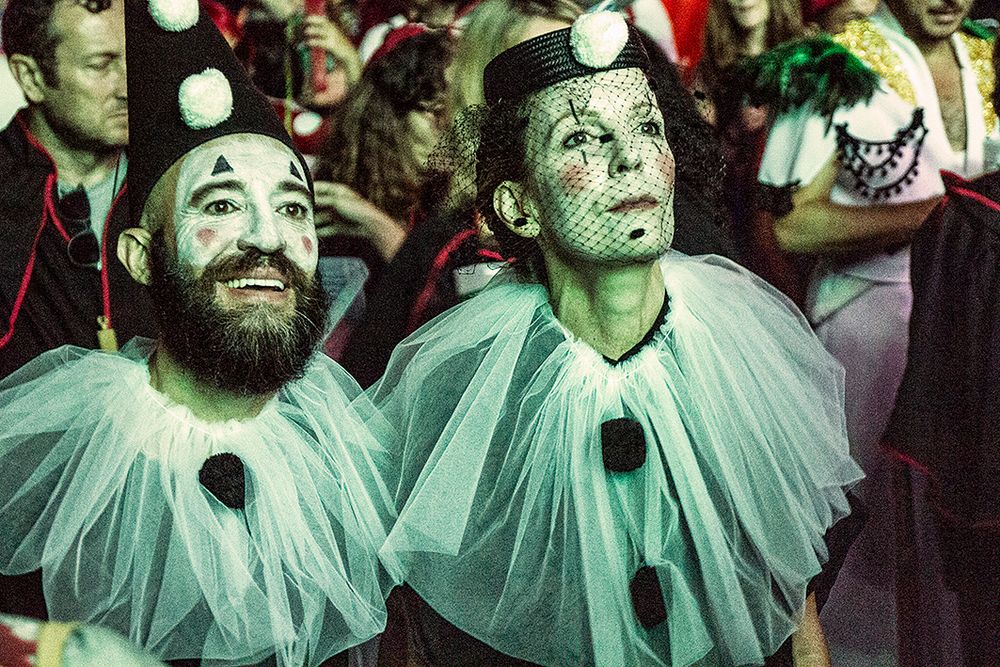 Picture: Disfraces en Canela Party 2025 by Mabe Navarrete / Neave Visual Art para La Factoría del Ritmo

Canela Party 2025 amplios reportajes para disfrutar y degustar uno de los mejores eventos en Málaga provincia.

https://www.lafactoriadelritmo.com/canela-party-2025

#Press #Canelaparty #Rock #Punk #Alternative #Music #Fest #Reports #Reviews #Pictures #Lives #Gigs #LaFactoríadelRitmo @canelaparty.bsky.social