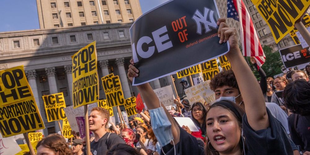 From AT&T to FedEx, these are the organizations contracting with the Immigration and Customs Enforcement.