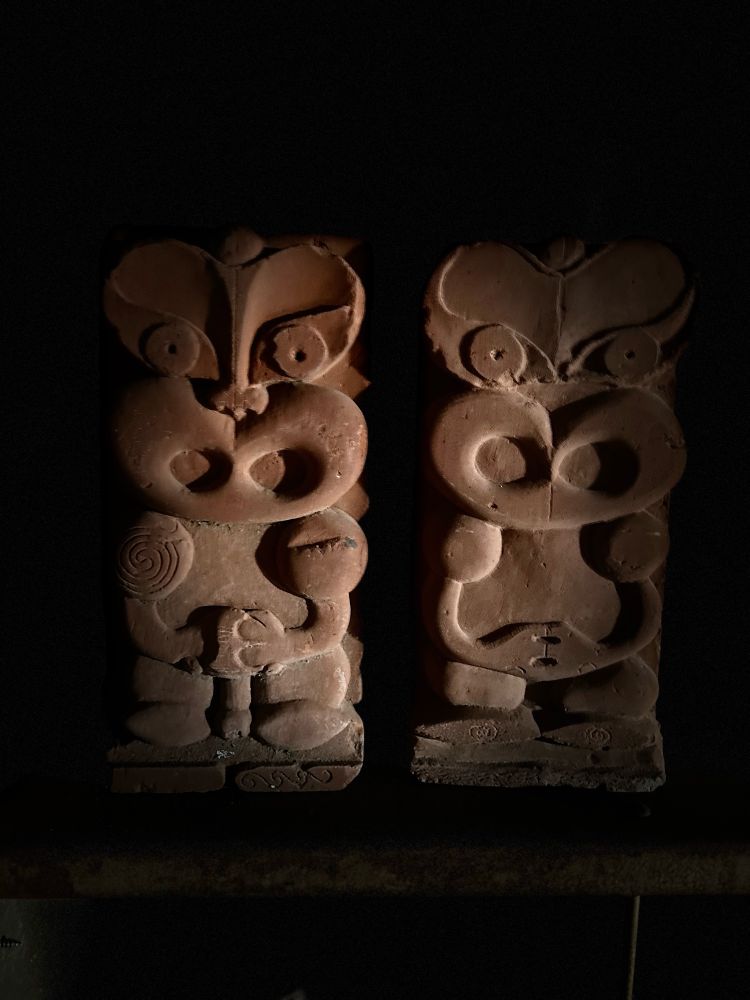 Whakairo on bricks