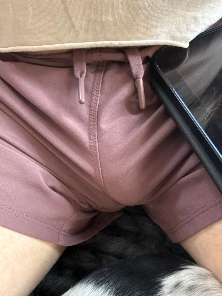 A close-up of the aforementioned obvious bulge.