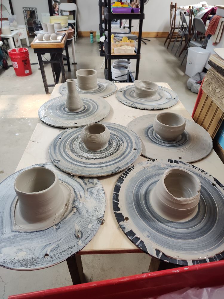 An overview of my first student's pots, they did really well! 