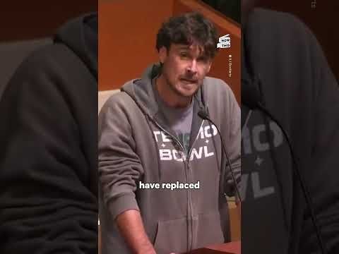 Former NFL Player Arrested at City Council Meeting Over MAGA Plaque