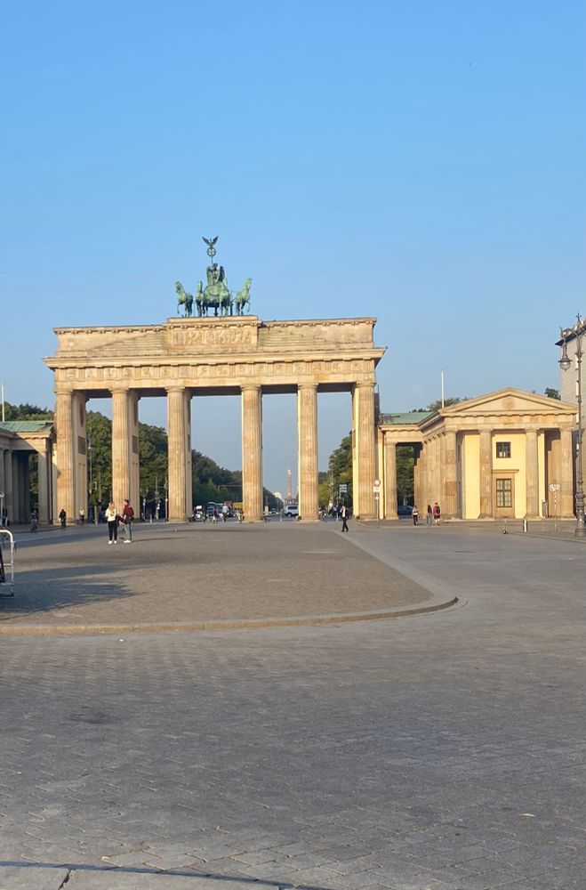 Brandenburg Gate and a nearly empty square 
