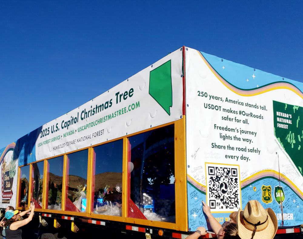 Nevada represents with the National Christmas Tree 