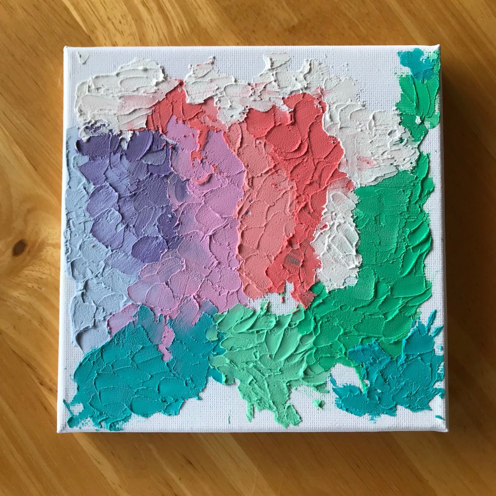 先週歩き疲れた時に近道した「小さな森」と私が勝手に読んでる場所を通ったら、雲や草花に陽がキラキラして見えたので絵にしました。

#絵　#芸術　#森
#雲　#草花　#陽の光　#art #artist #smallforest