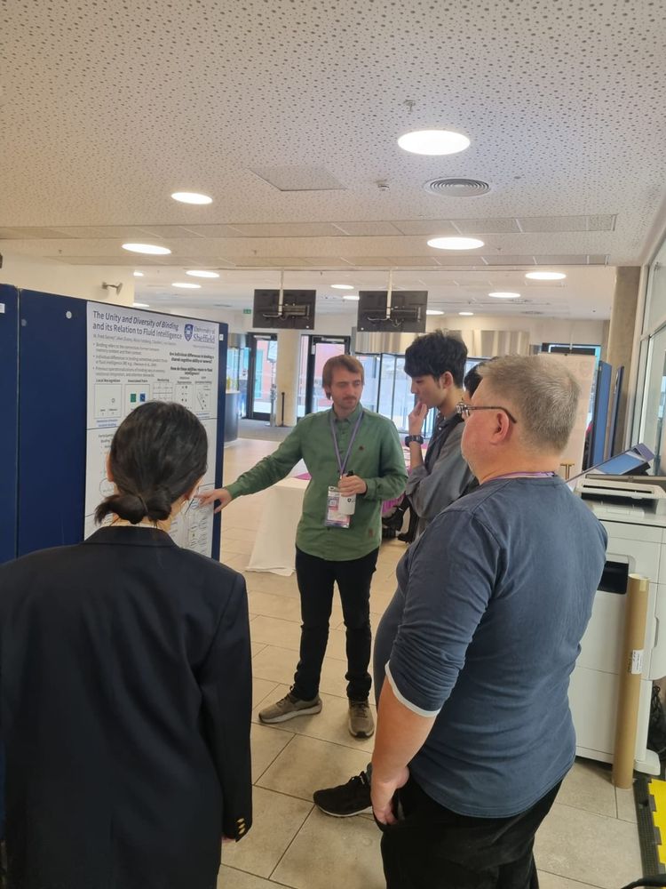 I had a steady stream of people interested in my poster. They were clearly deep in thought by my intriguing research! 