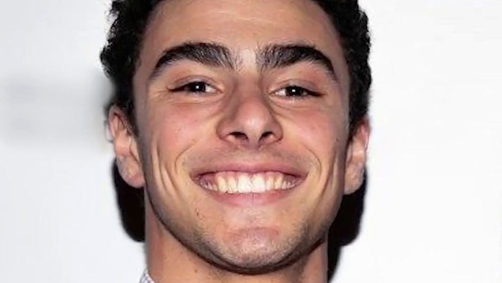 Picture of Luigi Mangione smiling 