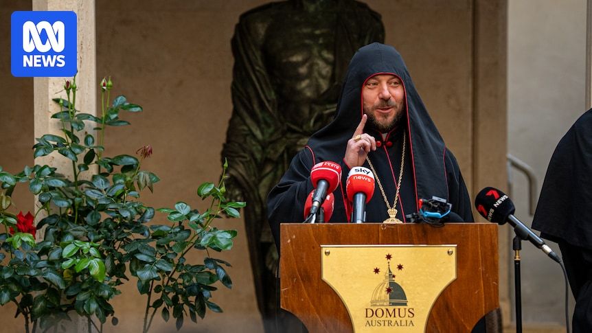 Australian cardinal Mykola Bychok makes first appearance after conclave