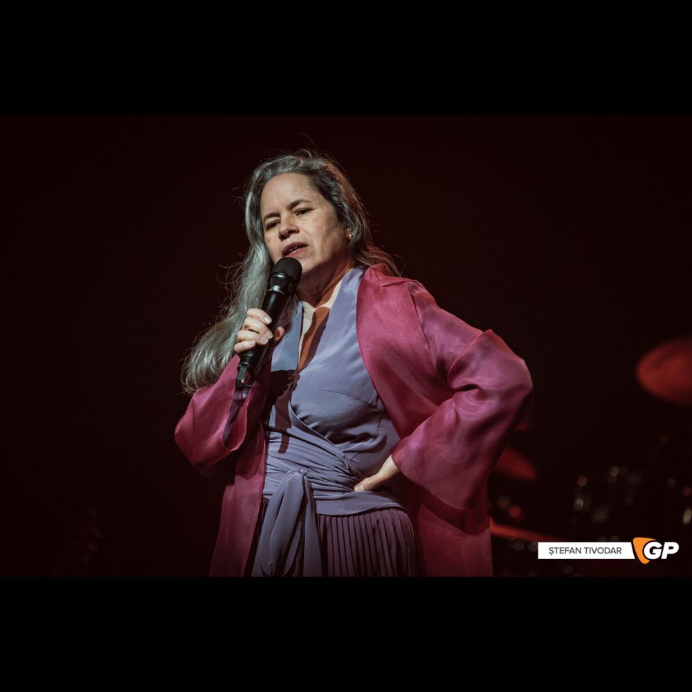 Natalie Merchant at 3Olympia Theatre, Dublin | Gig Photos