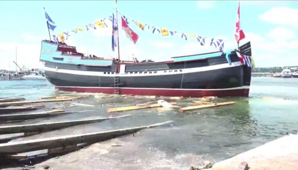 Screenshot of the livestream of the Ship Hector replica launch 