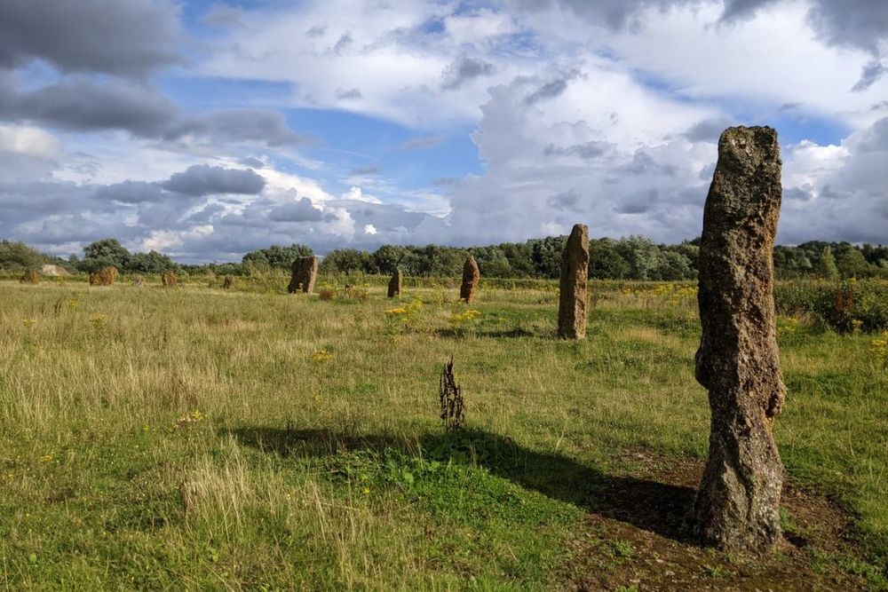 ‘This afternoon I cycled to an ancient stone circle a couple of miles away, whilst listening to The Mists of Avalon audiobook. I had just got to the bit when Viviane and Morgaine glide over the water to Avalon when I arrived at the so-called Devil's Quoits.’