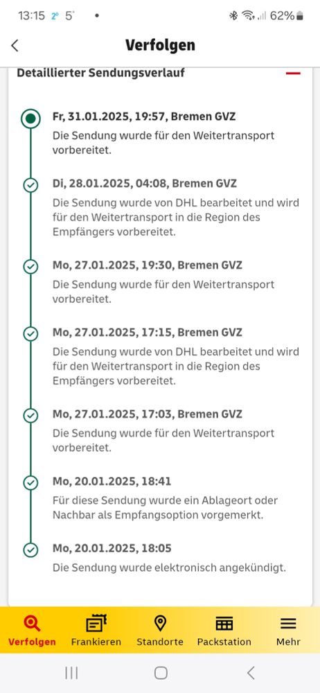 Screenshot der DHL Sendungsverfolgung auf der man sieht, dass das Paket seit Montag mehrmals (auch mehrfach an einem Tag) im GVZ Bremen gescannt wurde und es das letzte Mal Freitag Abend genau dort gescannt wurde. 