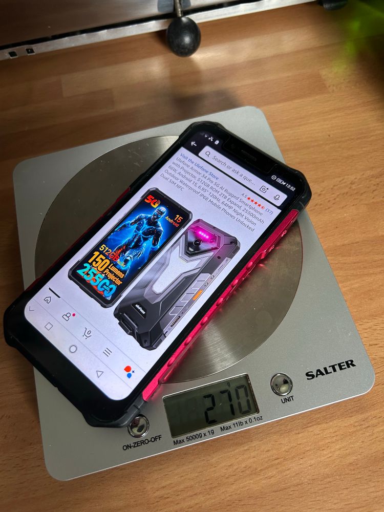 A Ulefone Armor 6 phone. Weighing in at 270 g on the kitchen scale.