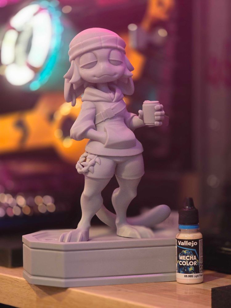 3d printed unpainted statue of the character meow skulls from Fortnite
