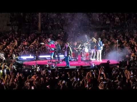 My Chemical Romance - War Beneath The Rain (live, previously unreleased/unplayed song)