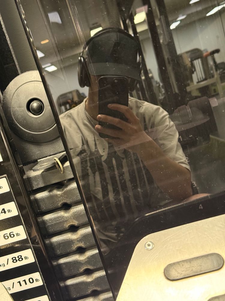 Selfie at the booty builder