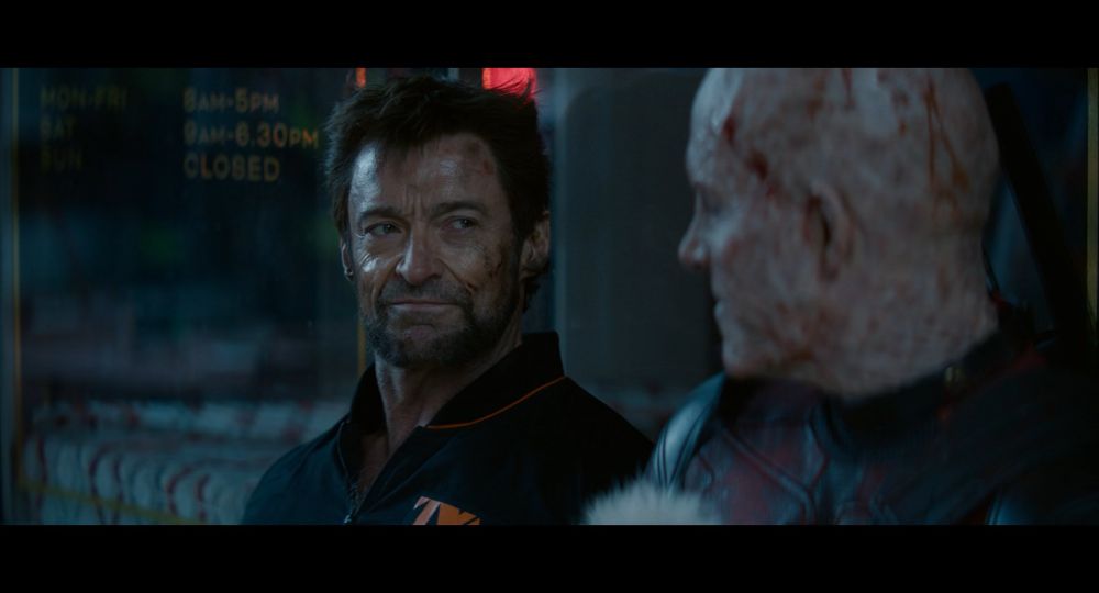 少し微笑み、何かを噛み締めるかのように「probably not」と言うローガン。