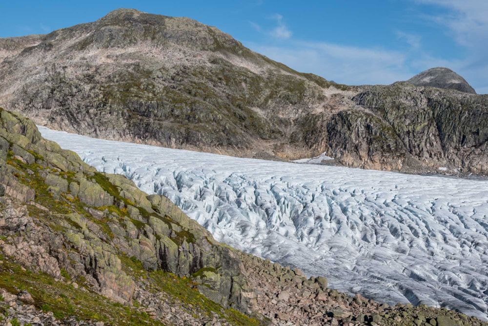 Flatbreen, the crevassed middle part of Supphellebreen