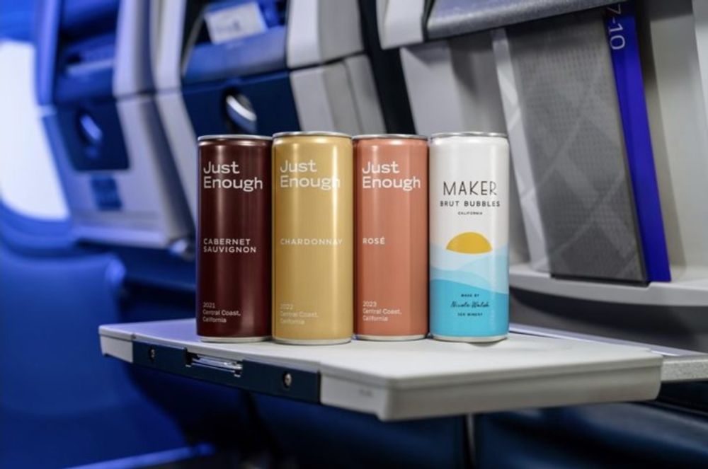 United Airlines extends Business Class wines to Economy