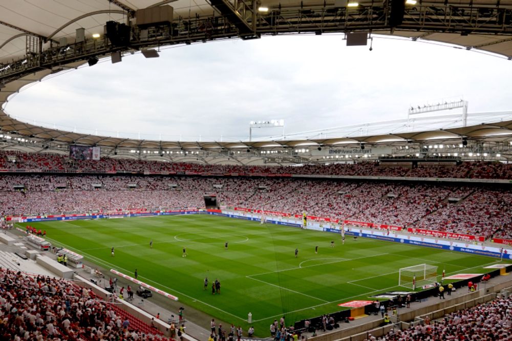 DFB bewirbt sich für drei Europapokalendspiele - Die falsche 9