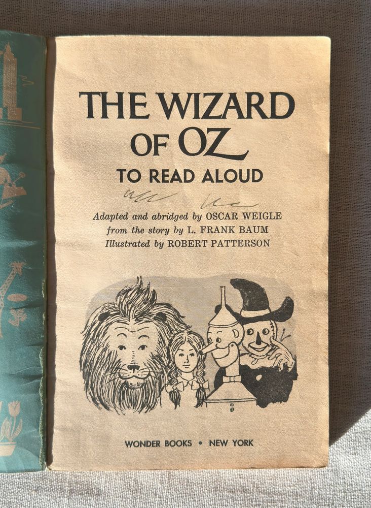 A vintage book title page "The Wizard of Oz"