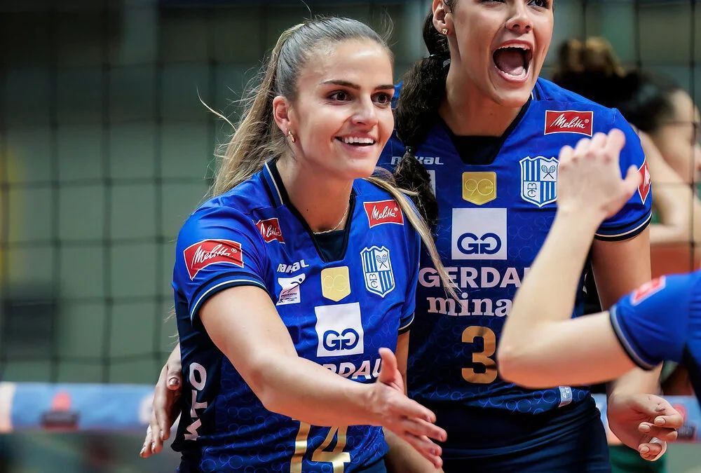 Hilary Johnson, ponteira canadense do Minas, novo reforço para a temporada 2025/26