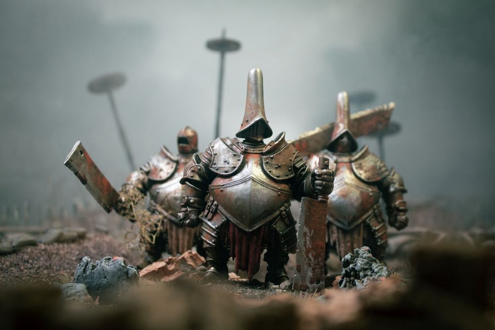 A trio of Cauldron Knight miniatures sculpted by Saint Decent. 