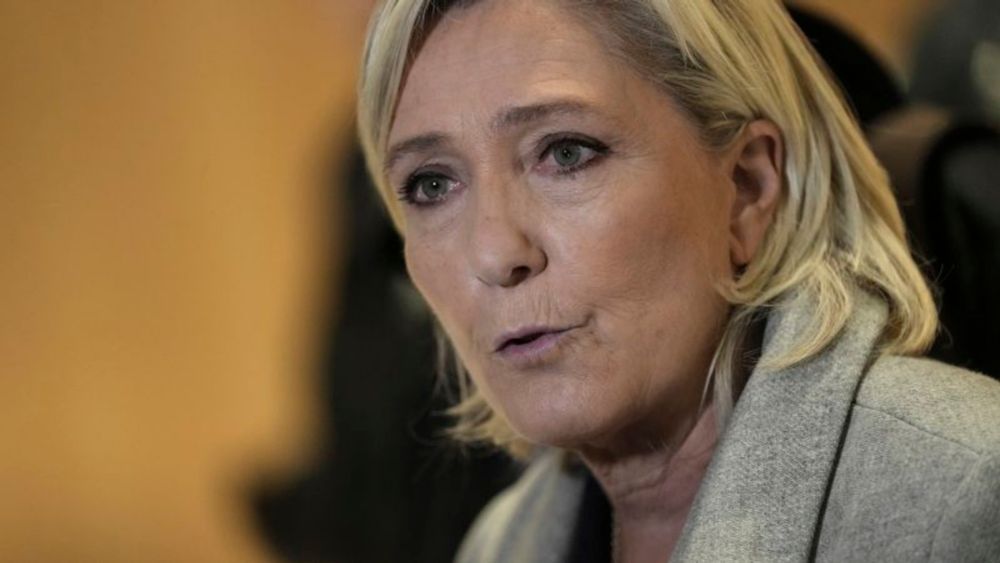 France’s Le Pen and her party go on trial accused of embezzling EU funds | CNN