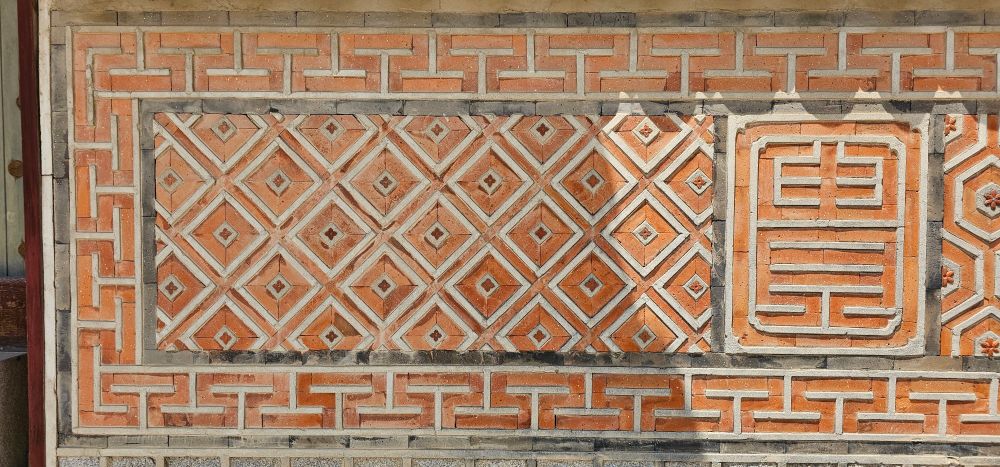 Diamond shaped brick pattern at a Korean temple