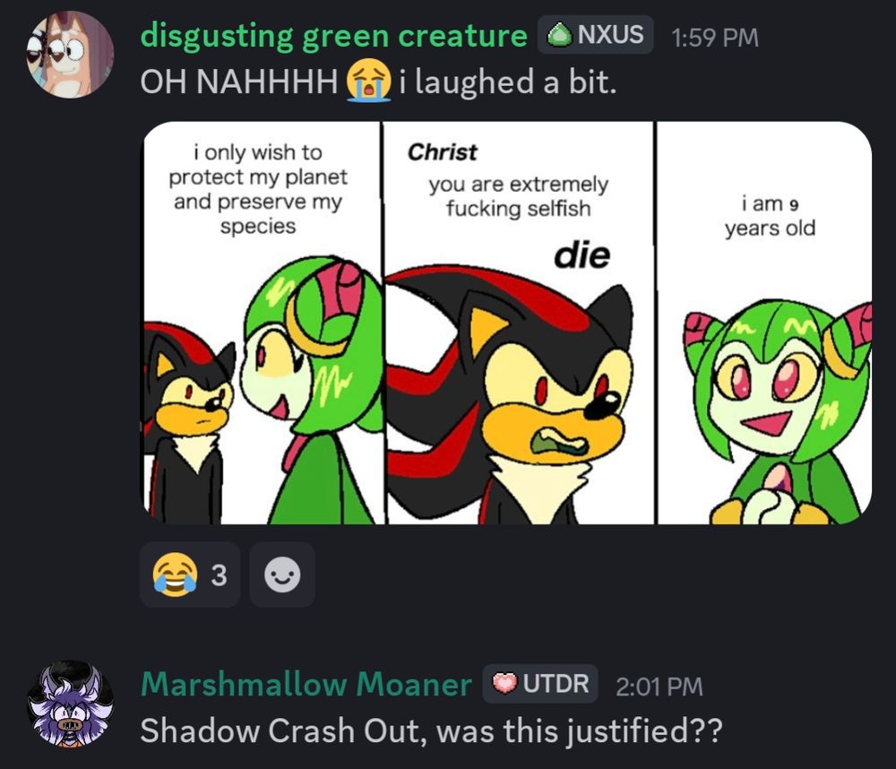 cosmic_fangz on Instagram.