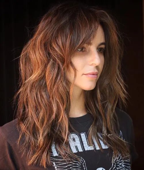 messy fluffy hair that doesn't really have a sense of style
it just
goes everywhere