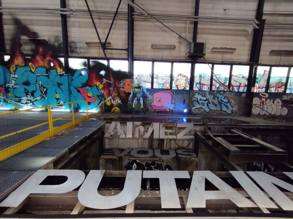 Aimez vous, putain !