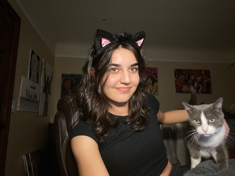 Me and Bella both looking forward. Still with my car ears on. 