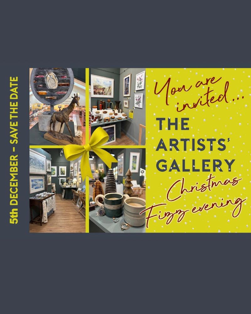 You are
invited.
THE ARTISTS' GALLERY
Christmas
Fizz evening