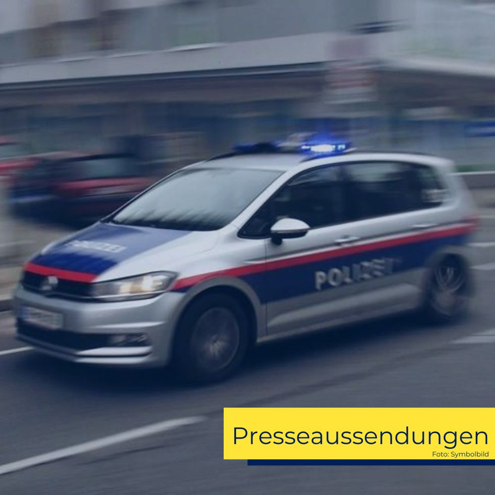ein Polizeiauto auf der Straße