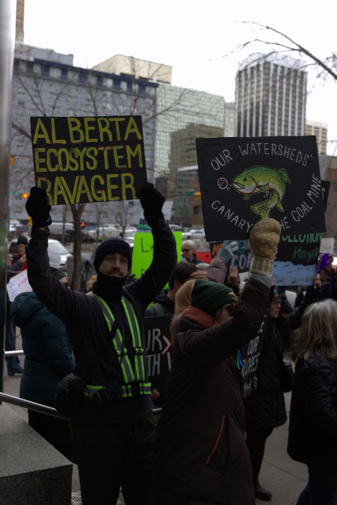 On August 21, 2025, the CEO of the Alberta Energy Regulator (AER) cancelled the public hearing for Mine 14, an underground metallurgical coal mine near Grande Cache, proposed by Summit Coal Inc.