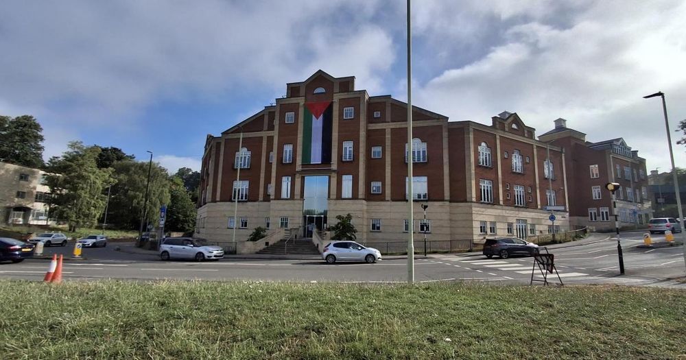 Latest on Palestine flag flying high in Stroud town centre