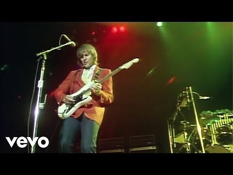 Rush - Limelight (Live From The Montreal Forum / 1981)