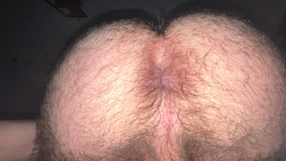 jay squatting over the phone butt naked showing off their hairy ass and pink tight hole. Theres a shadow of the outline of my buttcheeks 