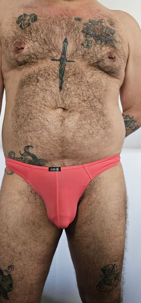 Happy Thong Thursday Gooners and Sluts! #gay #bulge #thong #vpl #like #follow 