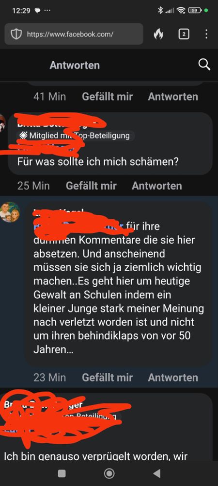 Die Frau soll sich dafür schänen, zu erwähnen, dass sie vor 50 Jahren in der Schule auch schon verprügelt wurde und keine Hilfe bekam.