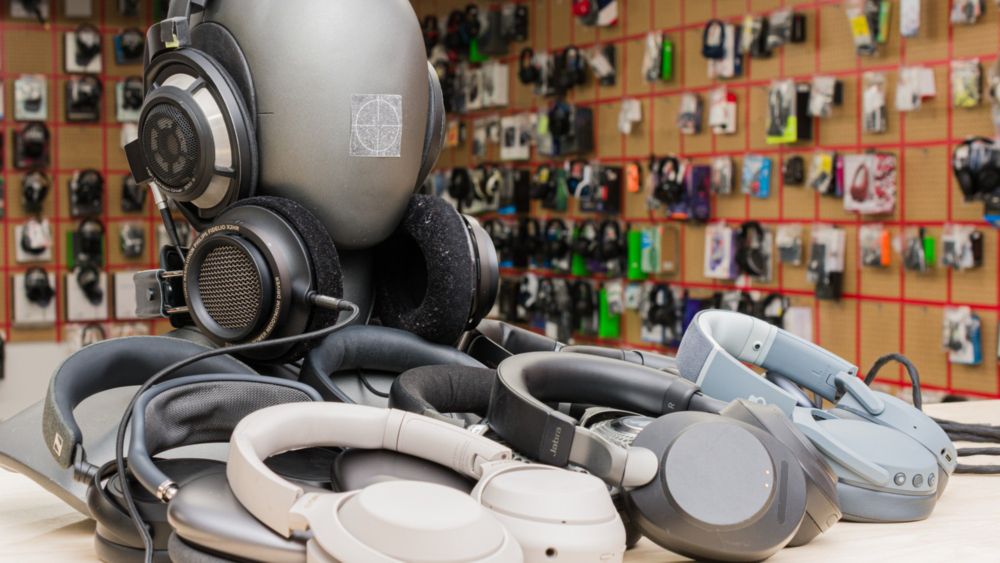 The 6 Best Over-Ear Headphones - Fall 2024